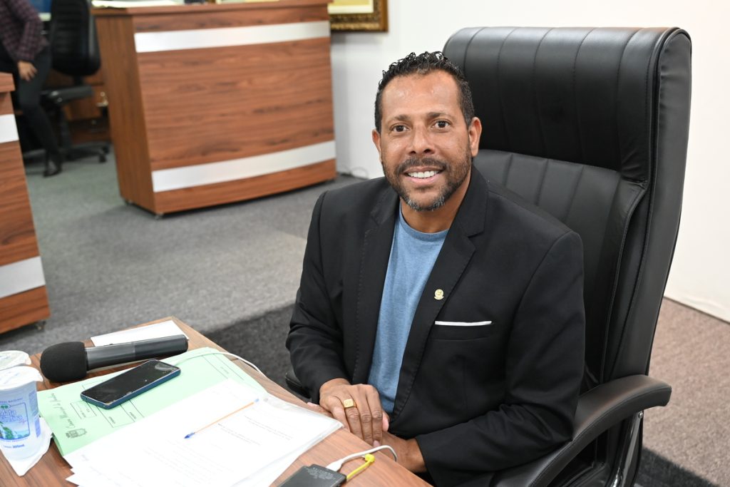 DSC_6732-1024x683 VEREADOR PR. GILSON DE SOUZA SUGERE ADOÇÃO DO "PROGRAMA IPTU VERDE" EM JANDIRA