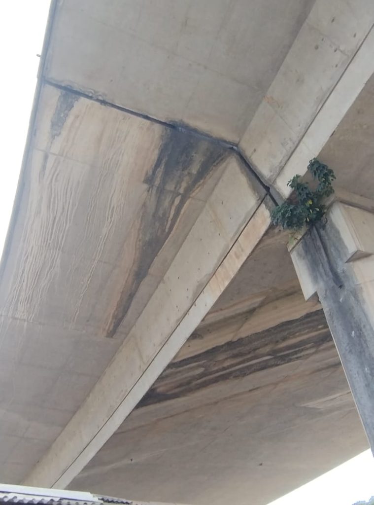 via1-759x1024 Interdição do Viaduto José Manoel da Conceição causa caos em Jandira: estrutura que levou 10 anos para ser construída agora é fechada por risco de desabamento