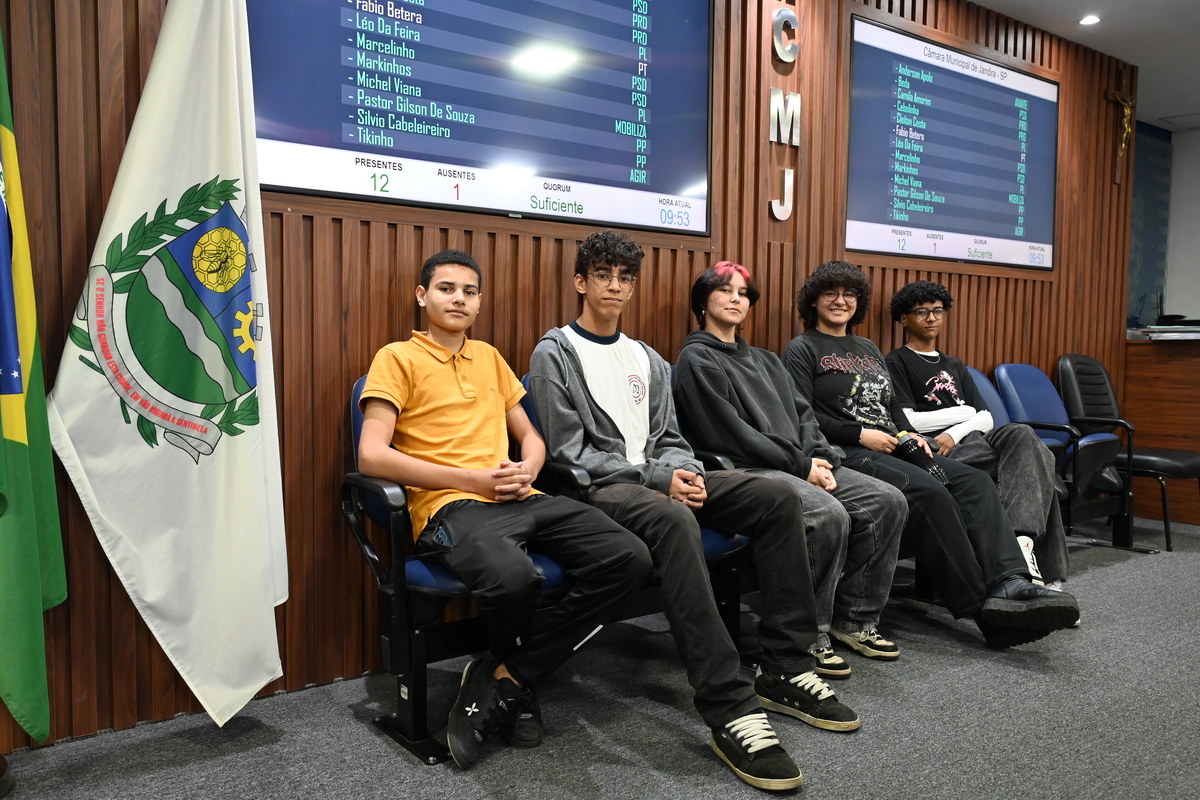 DSC_8549 Na 38ª Sessão Ordinária, Câmara Municipal de Jandira é palco de entrega de homenagens a cidadãos